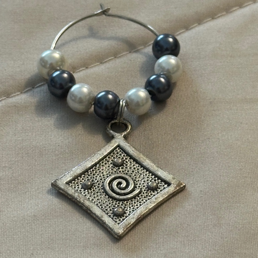 Wine glass tag stainless steel hoop Gray/white beads Swirl in square charm